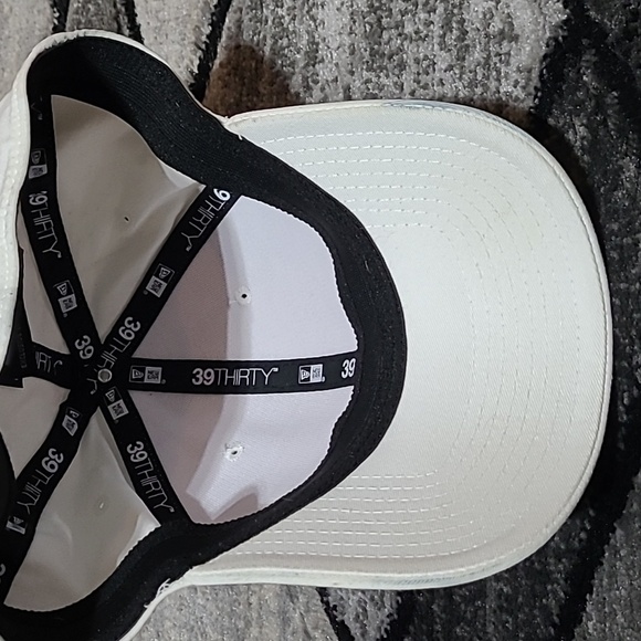 OAKLEY ICONIC METAL ECLIPSE TINFOIL CAP - Picture 12 of 14